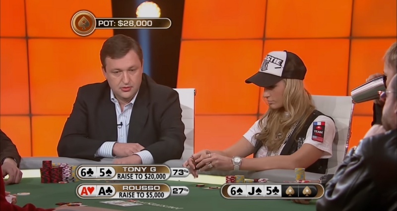 تونی جی و ونسا روسو در لحظه فلاپ مسابقه The Big Game